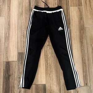 adidas tricot jogger black youth L 13-14Y